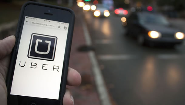 Uber lança serviço com carro sem motorista