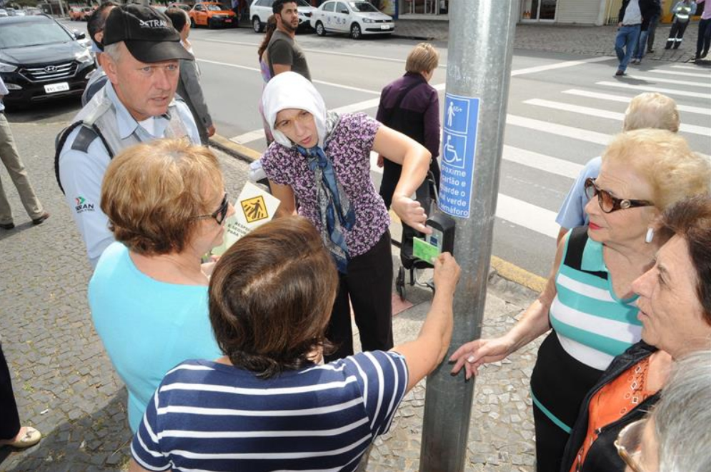 semaforo inteligente em coritiba